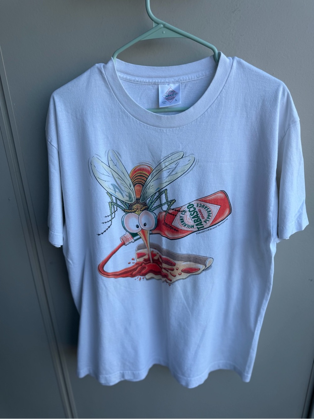 Vintage Tobasco Hot Sauce Graphic Mosquito T-Shirt Size L